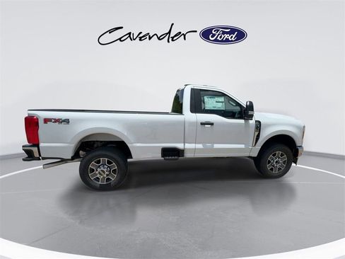 New 2025 Ford F350 XLT w/ FX4 Off-Road Package image 16