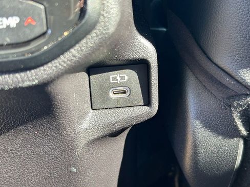 Used 2024 Toyota Grand Highlander Limited image 28