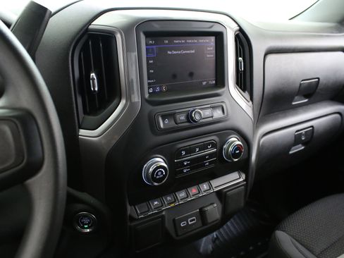 Used 2023 GMC Sierra 1500 Pro w/ Pro Value Package image 17