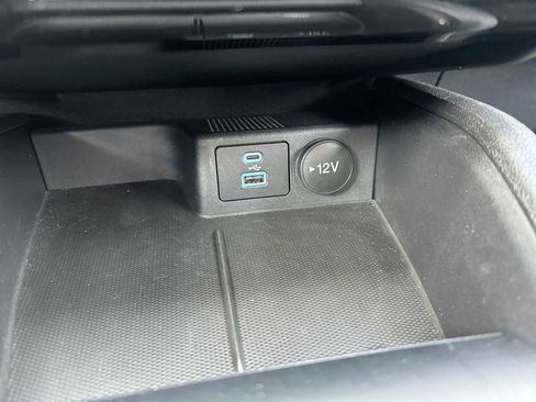 Used 2022 Ford Escape S image 28