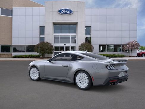New 2026 Ford Mustang GT Premium w/ GT Performance Package RWD image 4