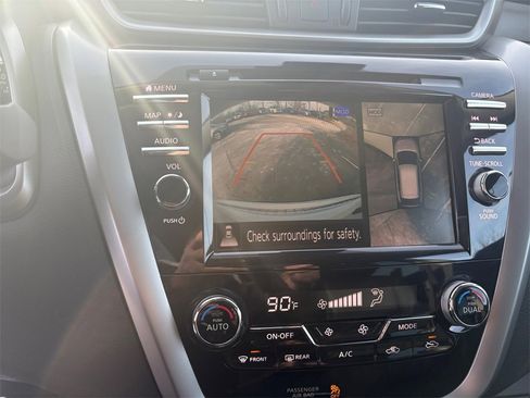 Used 2020 Nissan Murano Platinum w/ Cargo Package image 16