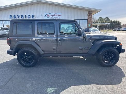 Used 2020 Jeep Wrangler Unlimited Willys image 8
