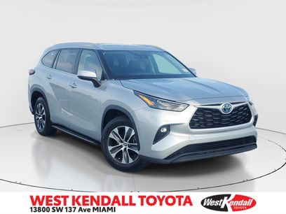 Used 2023 Toyota Highlander XLE