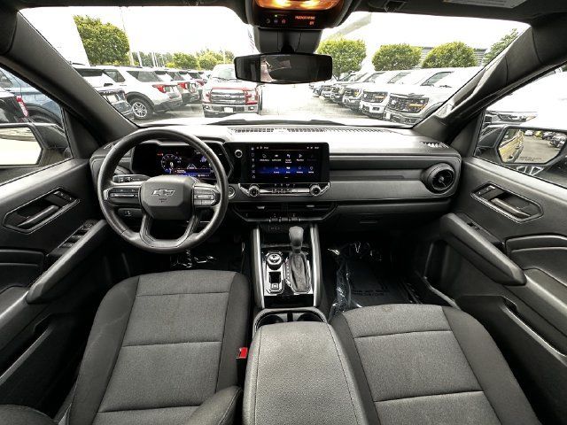 Used 2024 Chevrolet Colorado Trail Boss w/ Technology Package AWD/4WD image 16