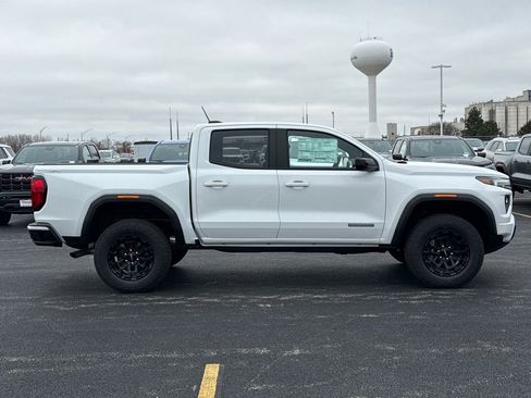 New 2026 GMC Canyon Elevation image 10