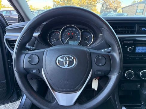 Used 2015 Toyota Corolla L FWD image 16