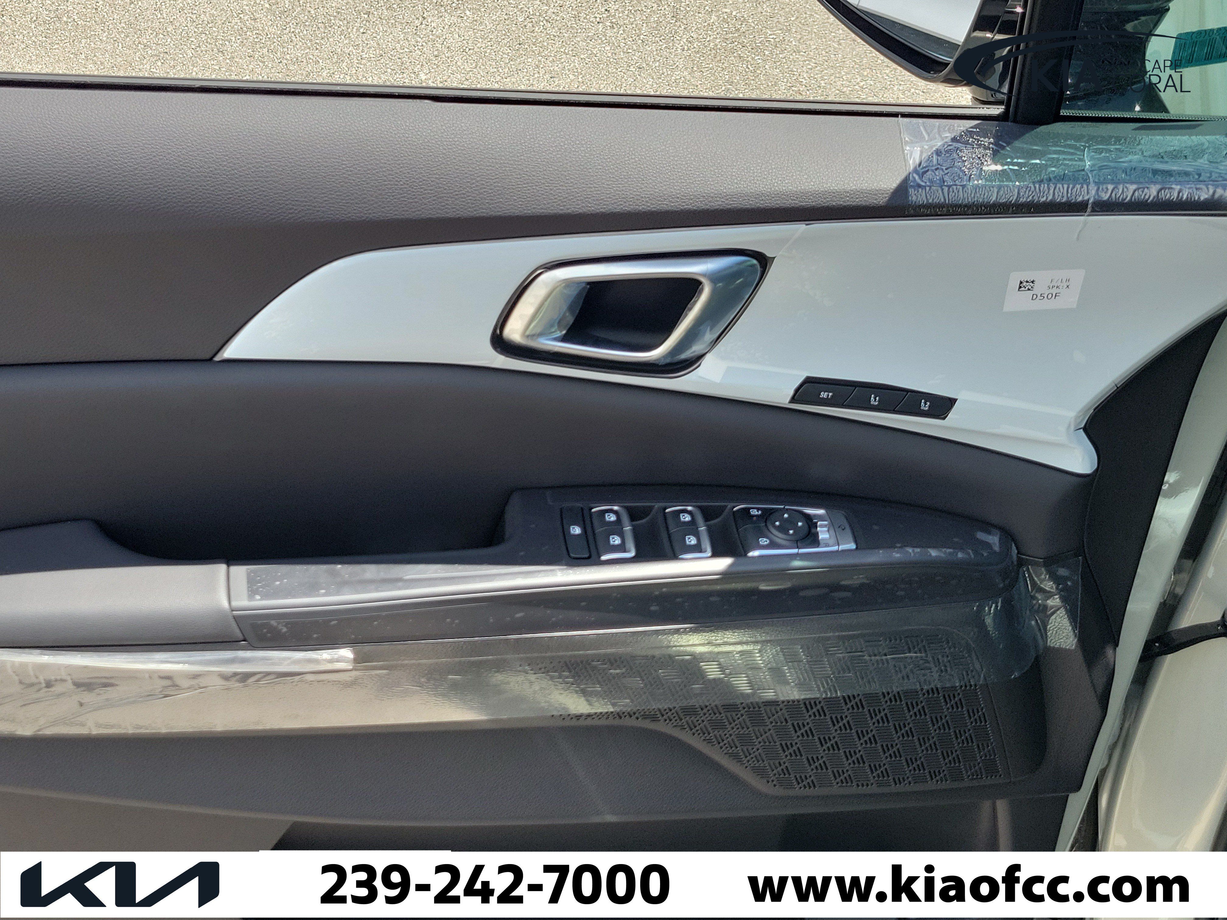 New 2027 Kia Carnival EX w/ Dark Edition Package FWD image 26