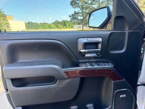 Used 2017 GMC Sierra 1500 SLT AWD/4WD image 49