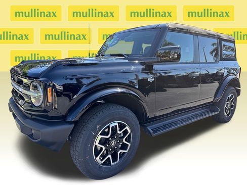 New 2026 Ford Bronco Outer Banks image 17