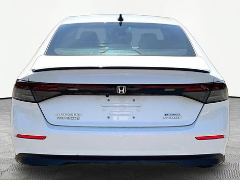 Used 2025 Honda Accord Sport image 7