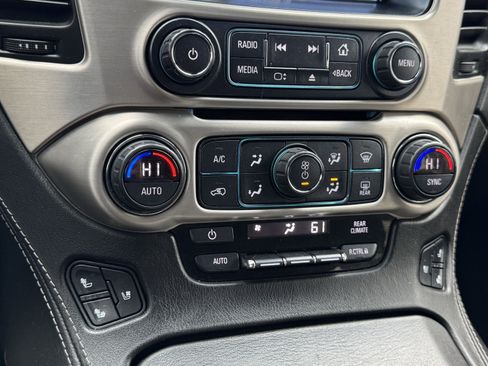 Used 2019 GMC Yukon Denali image 10