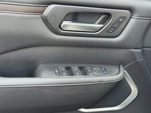 New 2026 Nissan Armada Platinum image 30