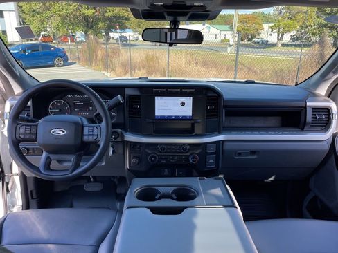 Certified 2024 Ford F250 XL image 8