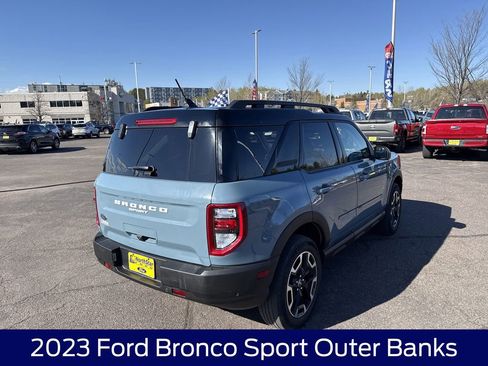 Used 2023 Ford Bronco Sport Outer Banks w/ Tech Package AWD/4WD image 7