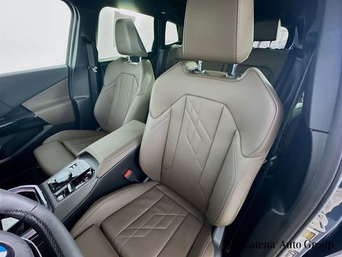 Used 2026 BMW X3 xDrive30 w/ Premium Package image 19