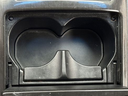 Used 2017 INFINITI QX70 2WD image 33