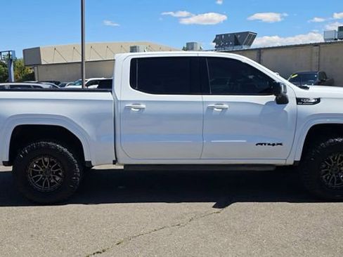 Used 2022 GMC Sierra 1500 AT4X AWD/4WD image 9