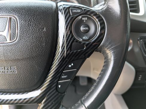 Used 2017 Honda Pilot EX-L image 17