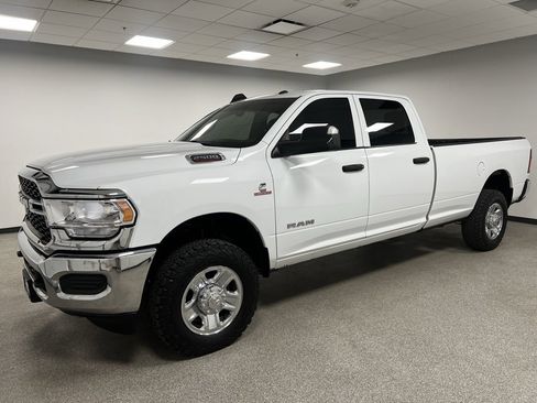Used 2022 RAM 2500 Tradesman w/ Chrome Appearance Group image 6