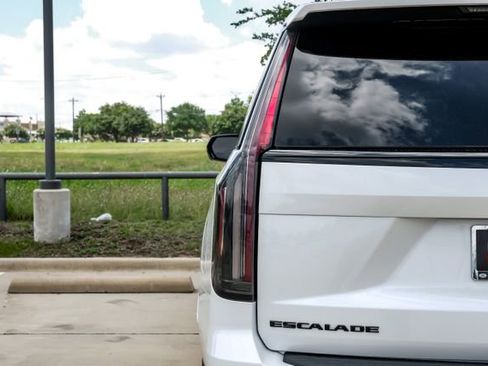 Used 2023 Cadillac Escalade ESV Sport w/ Touring Package AWD/4WD image 62