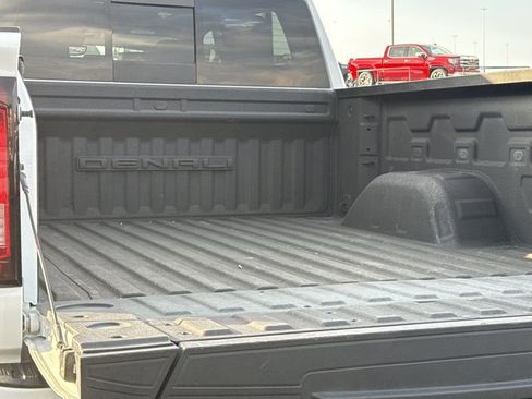 Used 2024 GMC Sierra 1500 Denali w/ Denali Reserve Package image 10