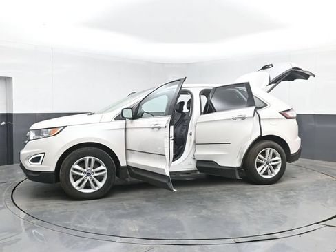Used 2017 Ford Edge SEL w/ Equipment Group 201A AWD/4WD image 52