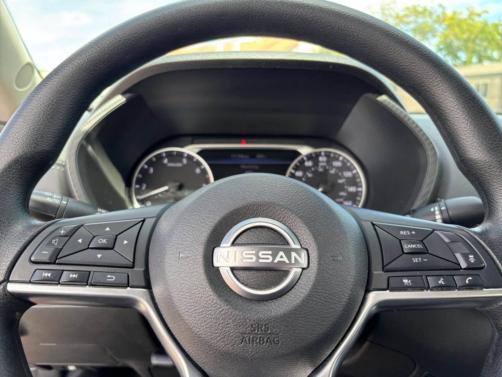 Used 2025 Nissan Sentra SV FWD image 26