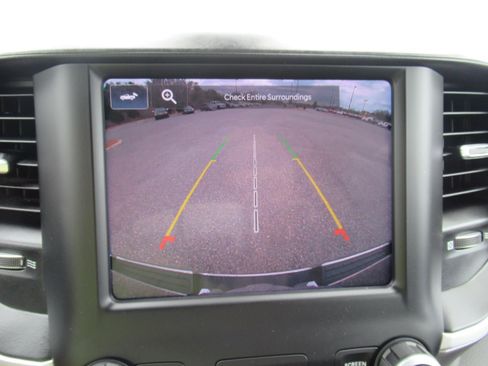 Used 2022 RAM 1500 Big Horn AWD/4WD image 25