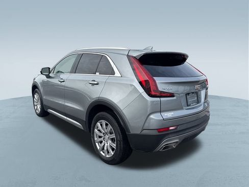 Used 2023 Cadillac XT4 Premium Luxury image 5