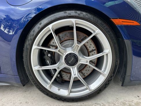 Certified 2022 Porsche 911 GT3 RWD image 15