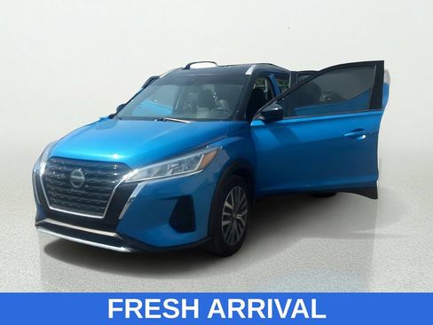 Used 2021 Nissan Kicks SV FWD image 11