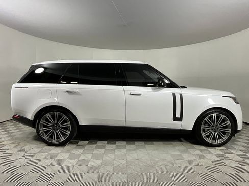 Certified 2024 Land Rover Range Rover Long Wheelbase SE image 5