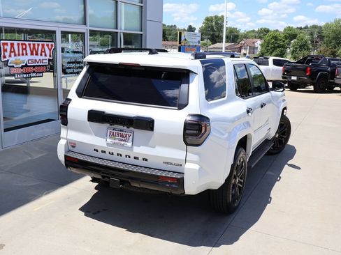 Used 2026 Toyota 4Runner Platinum AWD/4WD image 45