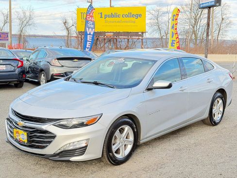 Used 2022 Chevrolet Malibu LT image 8