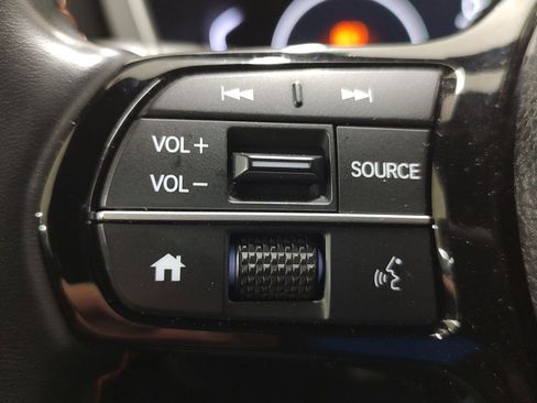 Used 2023 Honda Pilot Sport image 15