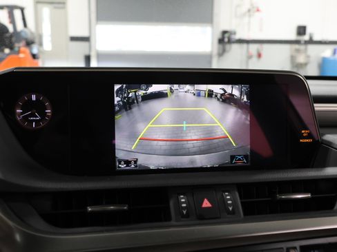 Used 2019 Lexus ES 350 F Sport w/ Accessory Package 2 image 25