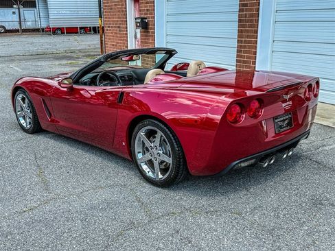 Used 2008 Chevrolet Corvette Convertible w/ Preferred Equipment Group RWD image 22