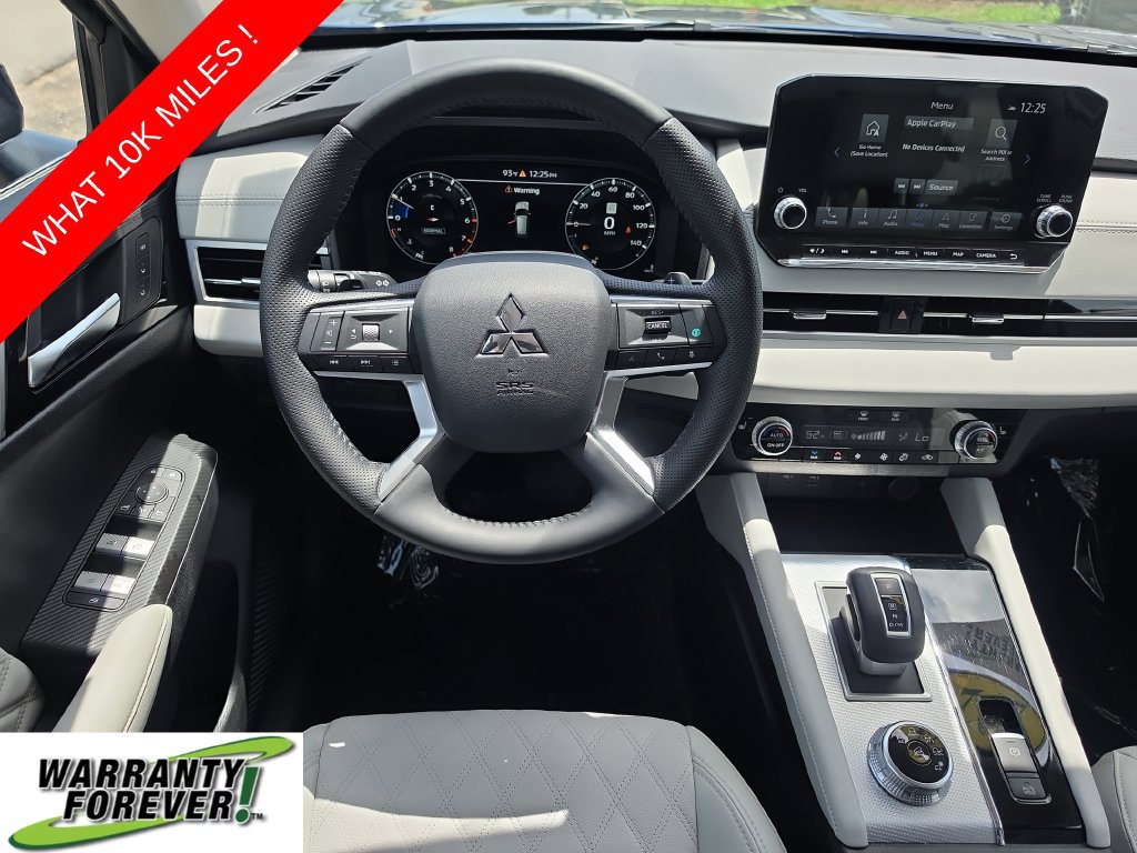 Used 2024 Mitsubishi Outlander SEL Black Edition FWD image 10