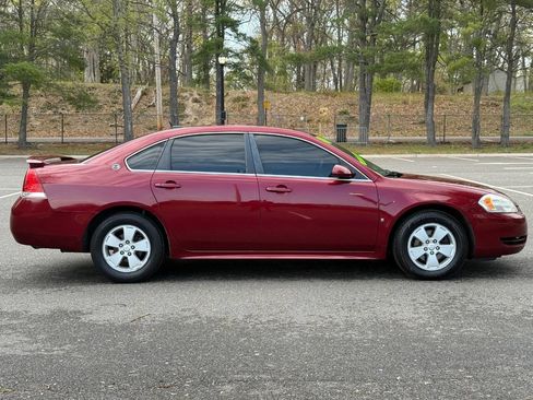 Used 2009 Chevrolet Impala LT w/ Luxury Edition Package image 4