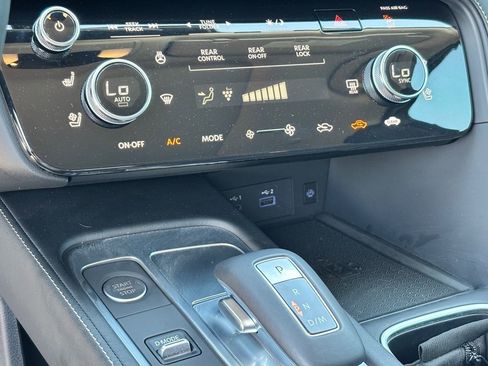Certified 2025 INFINITI QX60 Sensory w/ Vision Package AWD/4WD image 26