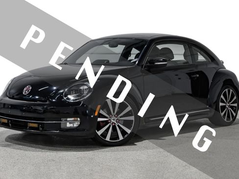 Used 2013 Volkswagen Beetle 2.0T FWD image 1