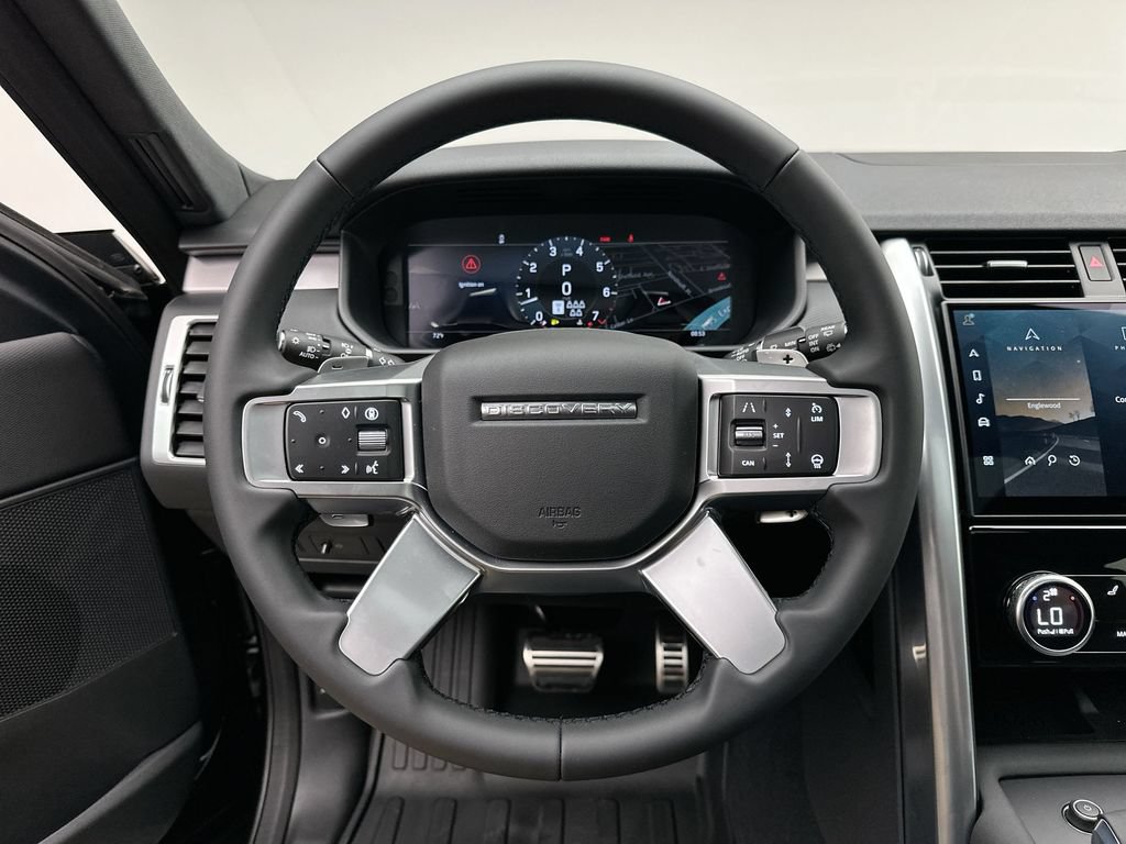 New 2026 Land Rover Discovery Dynamic SE AWD/4WD image 15