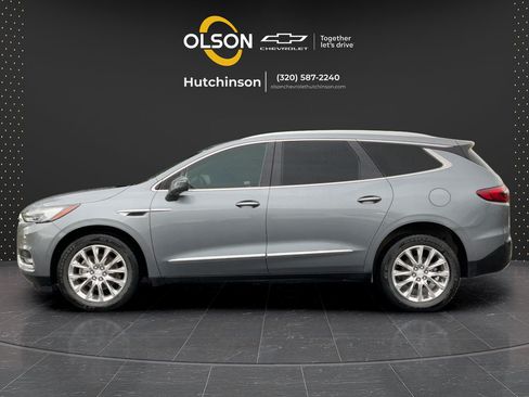 Used 2018 Buick Enclave Premium w/ Experience Buick Package AWD/4WD image 4