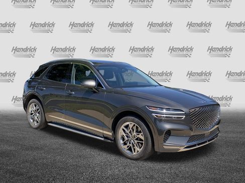 Used 2025 Genesis GV70 2.5T w/ Advanced Package AWD/4WD image 2