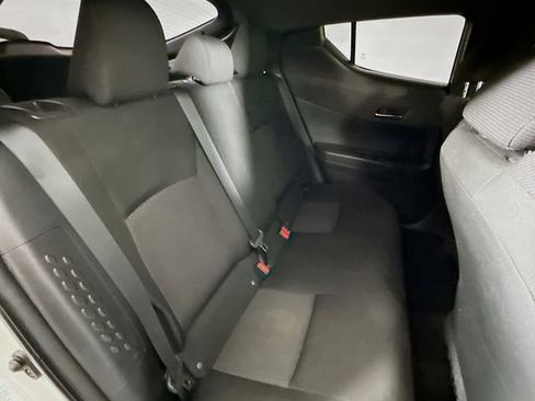 Used 2019 Toyota C-HR LE FWD image 23
