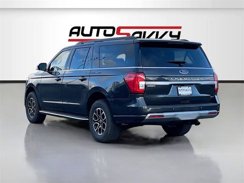 Used 2023 Ford Expedition Max XLT image 5