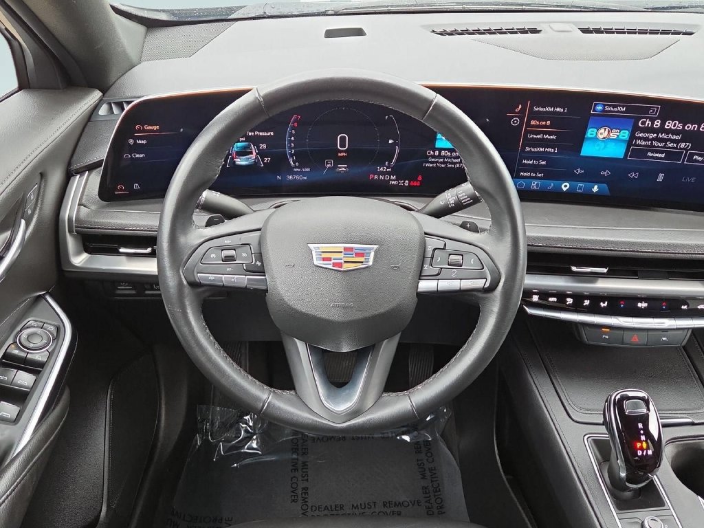 Used 2025 Cadillac XT4 Premium Luxury AWD/4WD image 17