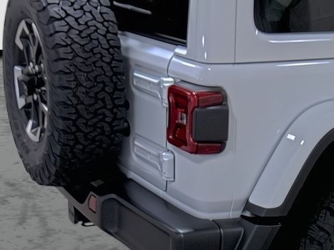 New 2026 Jeep Wrangler Unlimited Rubicon AWD/4WD image 13