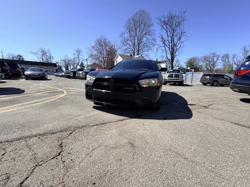 Used 2014 Dodge Charger R/T w/ Blacktop Package image 2